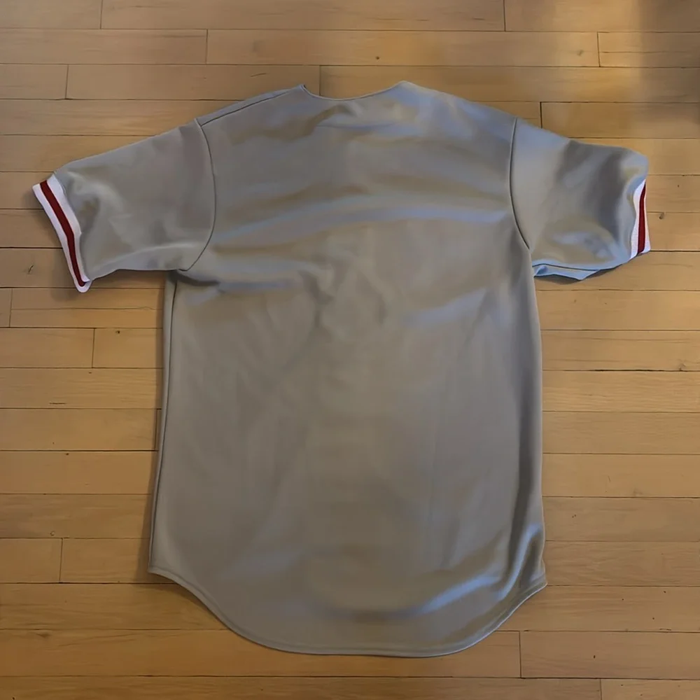 Philadelphia Phillies Majestic Gray Jersey - Picture 4 of 5